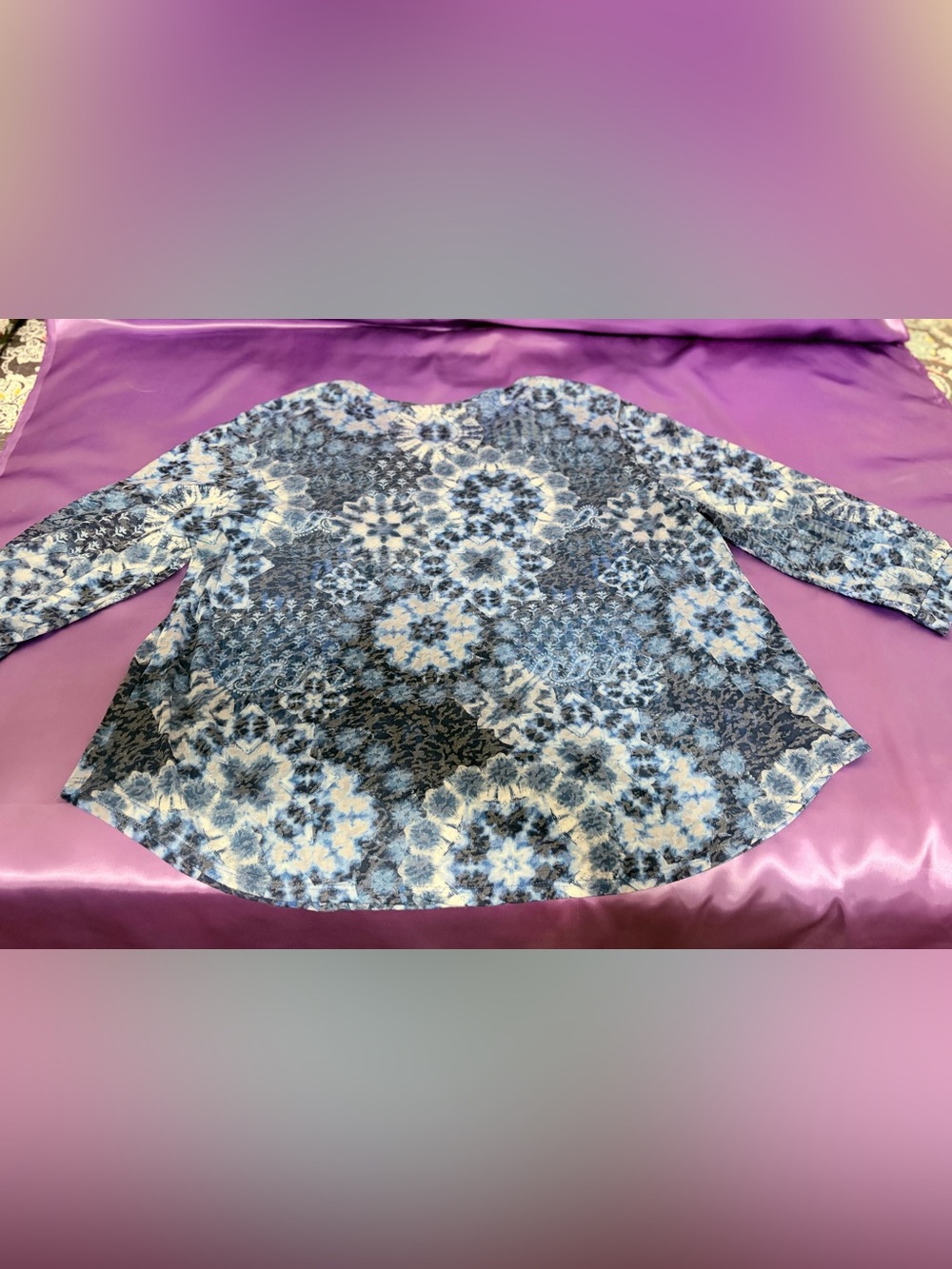 Ruby Rd Blue Floral Mosaic 3/4 Sleeve Women's Top - Picture 2 of 5